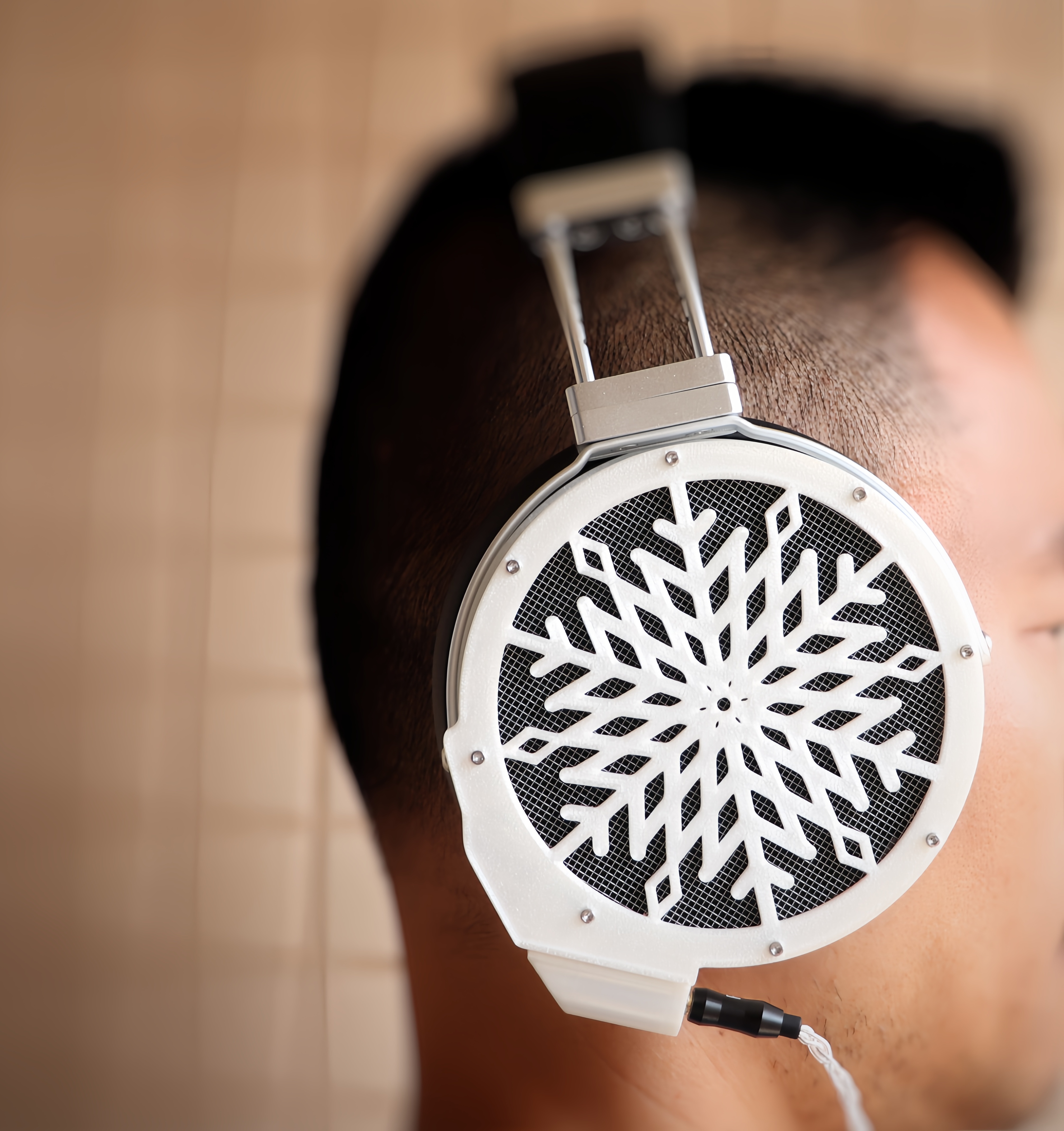 Toneking PetalSnow Planar Flat - Audio Music Technology recension och pris